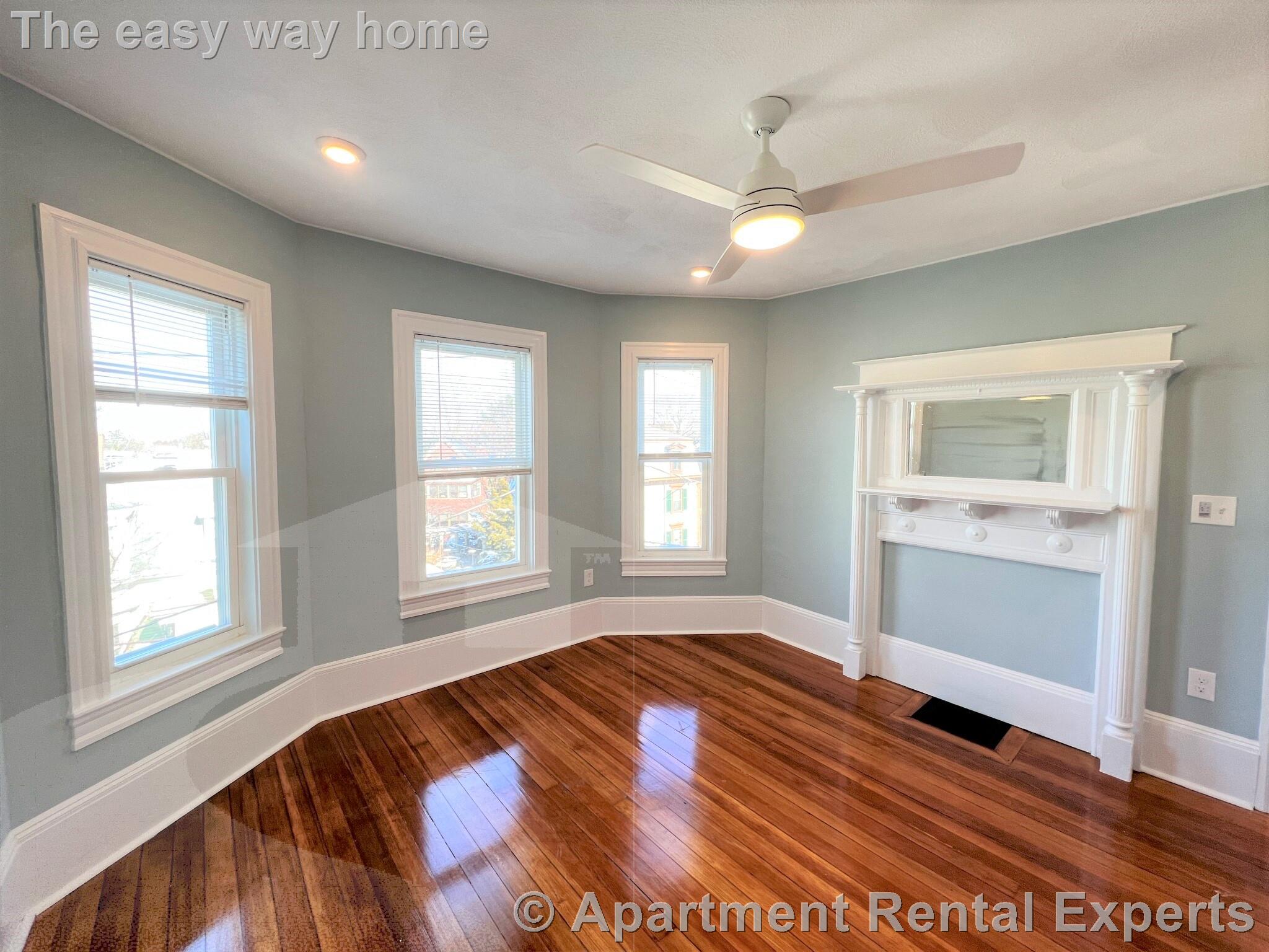 3 Mossland St, Porter Square