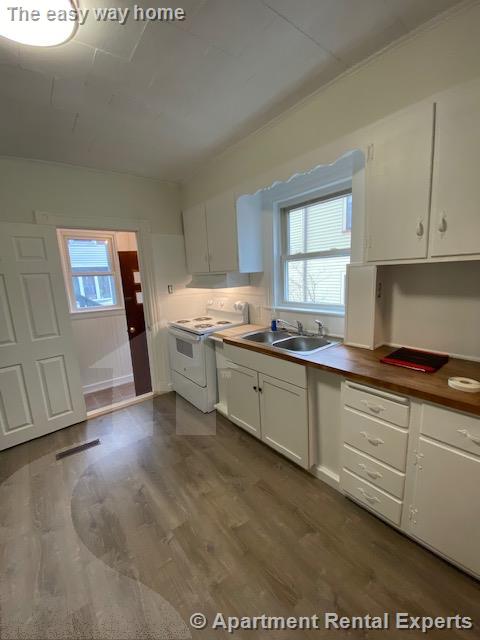 87 Marshall St, Tufts