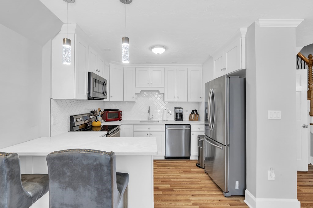 166 Quincy Shore Dr, Quincy