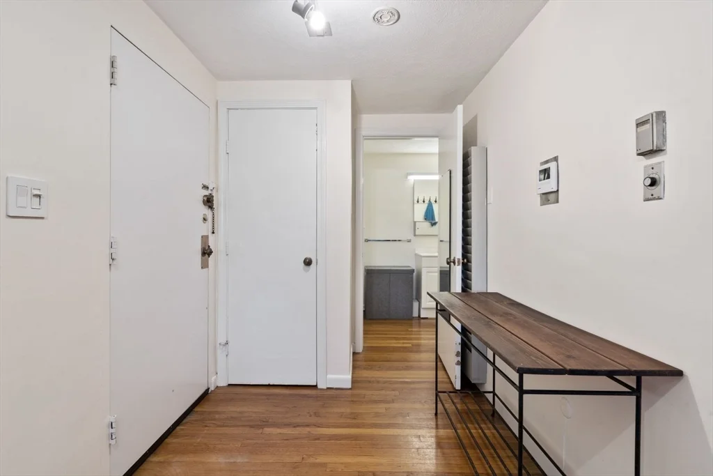 260 Beacon St, Back Bay