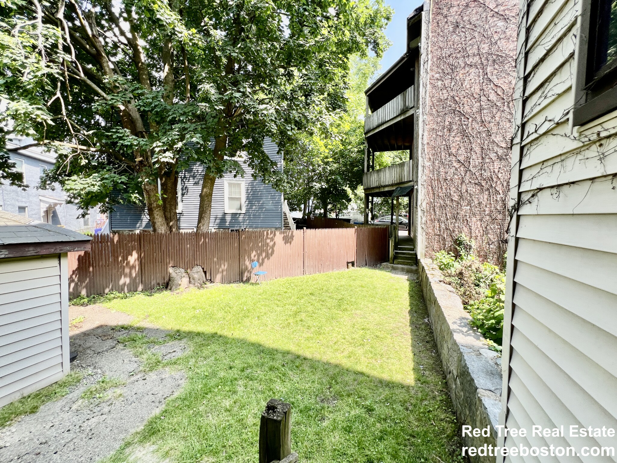 4 Adella Pl, Allston