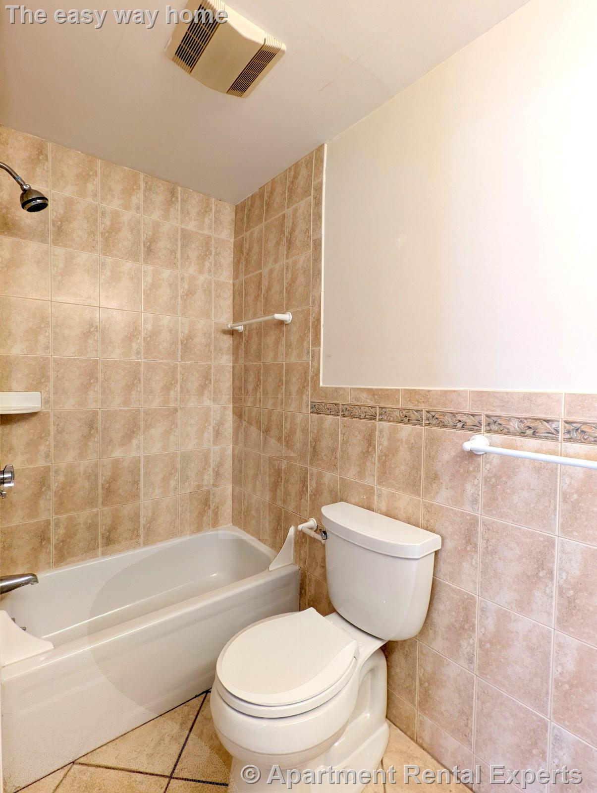 7 Locke St, Davis Square