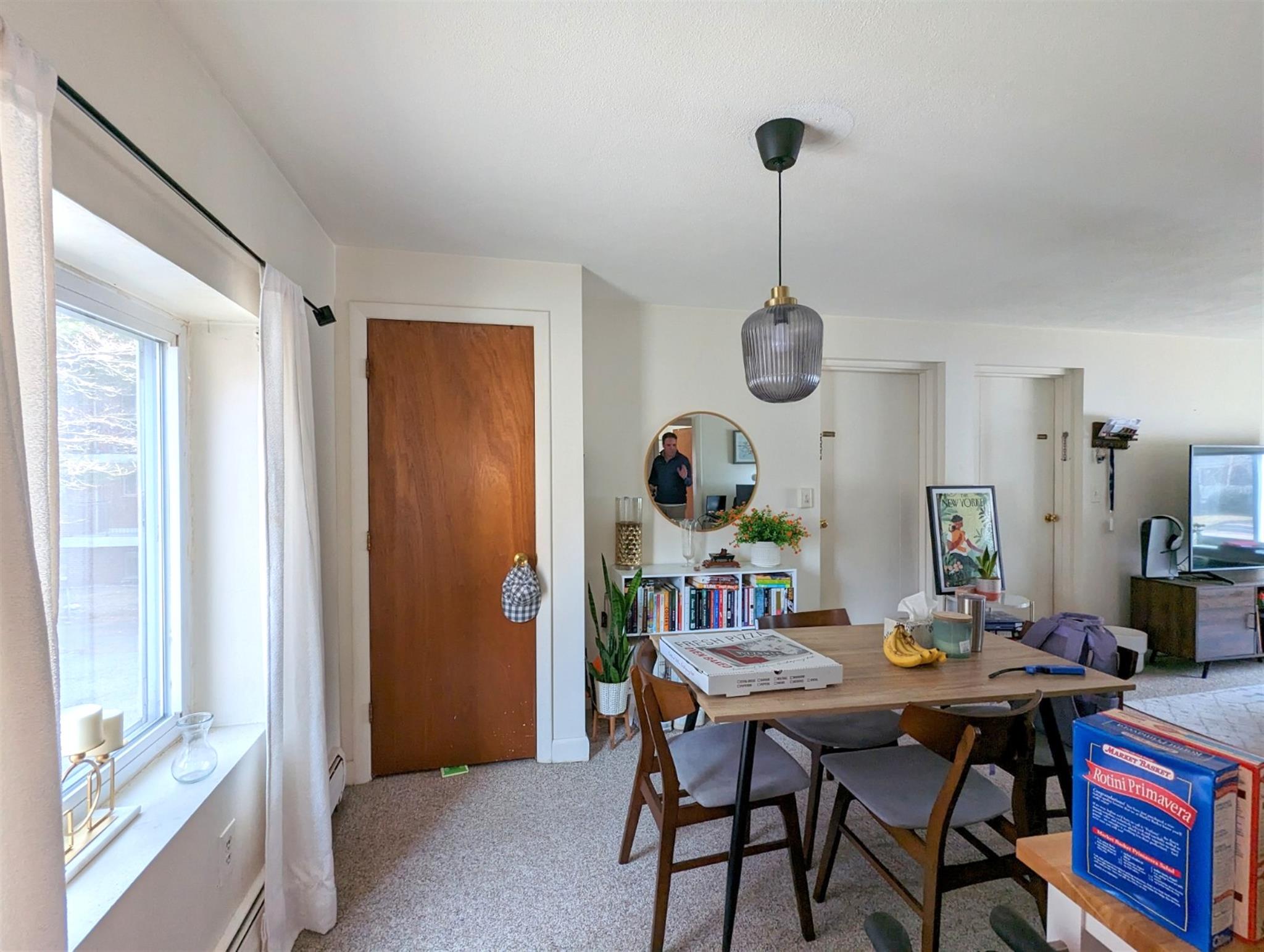 1 bed, 1 bath apartment for rent at 1003 Massachusetts Ave Unit 2, Arlington — photo 6 of 9