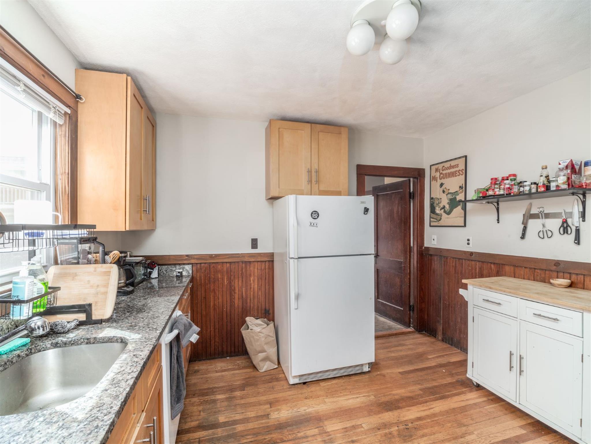 3 bed, 1 bath apartment for rent at 52 Upland Rd Unit 52, Medford — photo 3 of 20