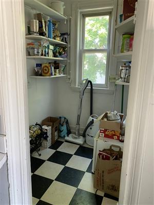 15 Farragut Ave, West Somerville