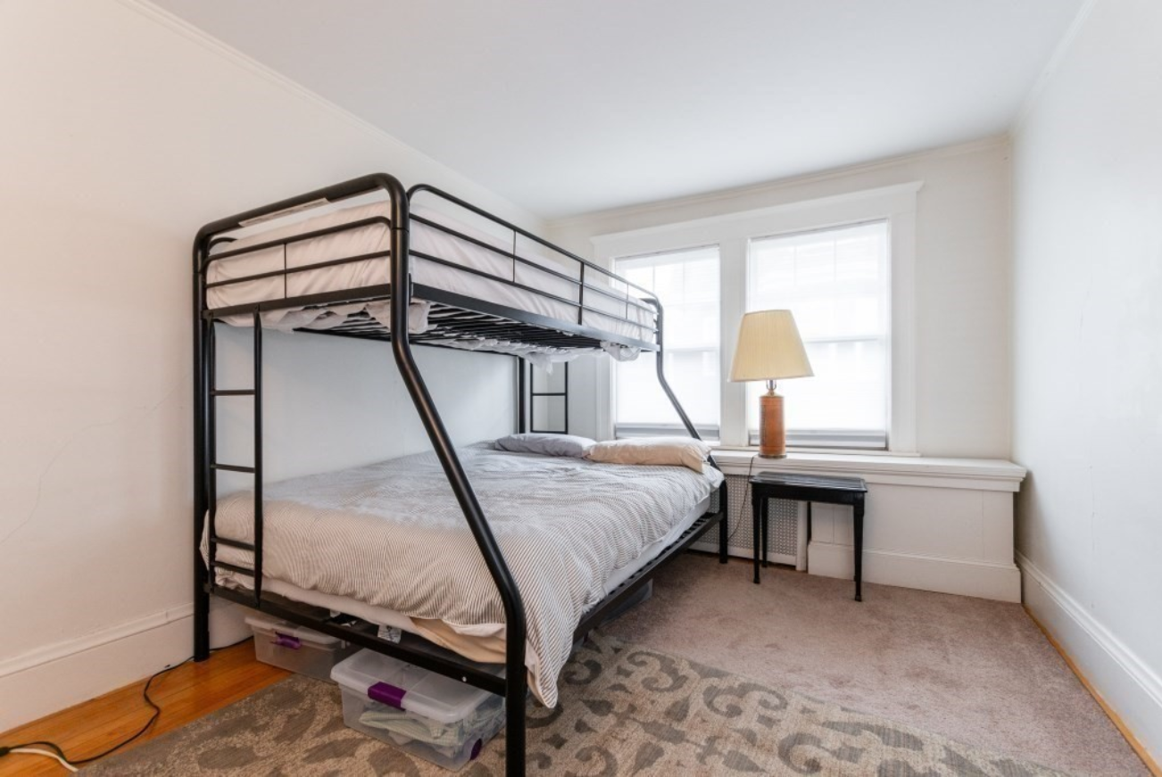 49 Willow St, Belmont