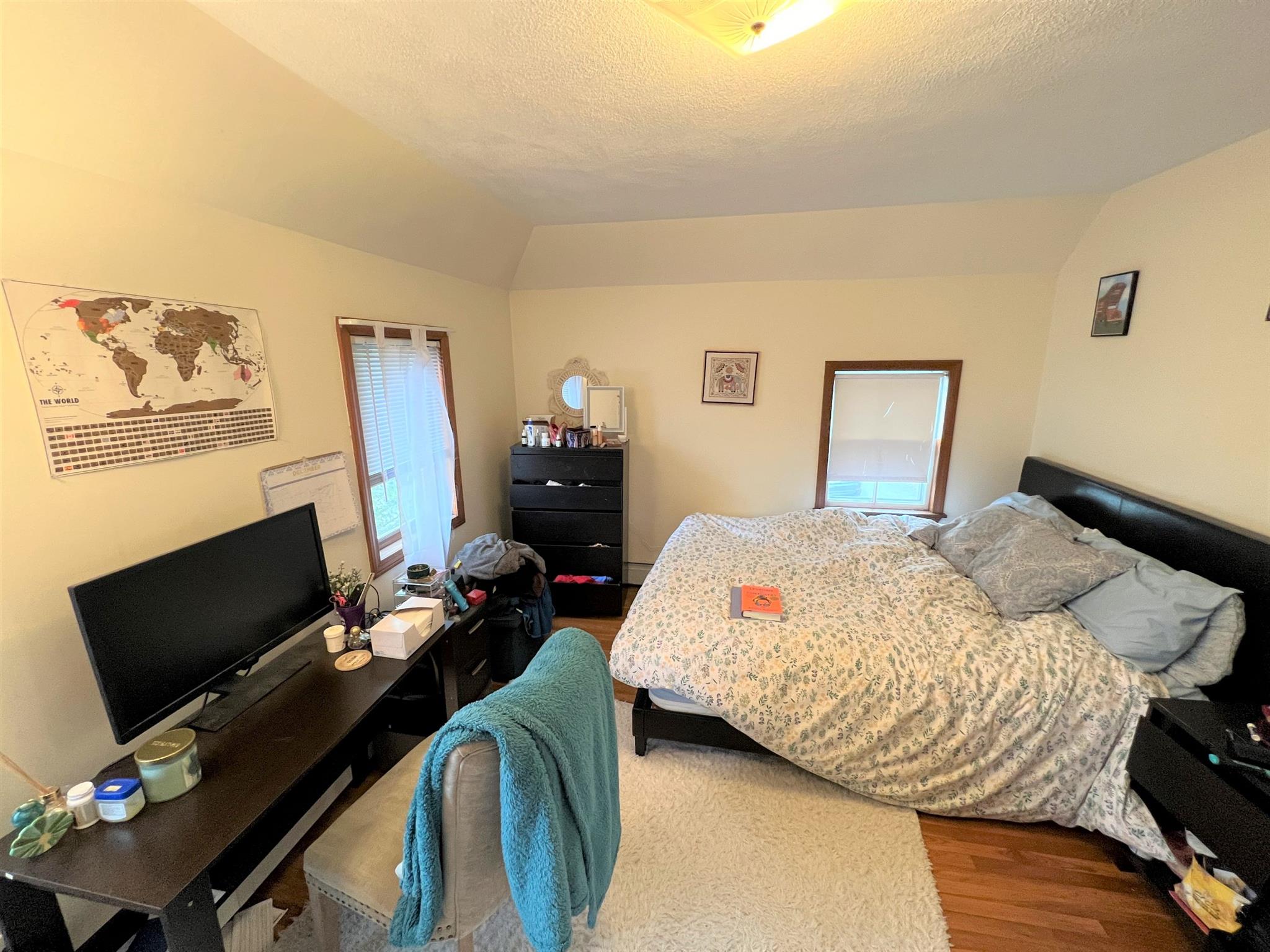 4 bed, 2 bath apartment for rent at 213 Holland St Unit 2, Davis Square — photo 9 of 17
