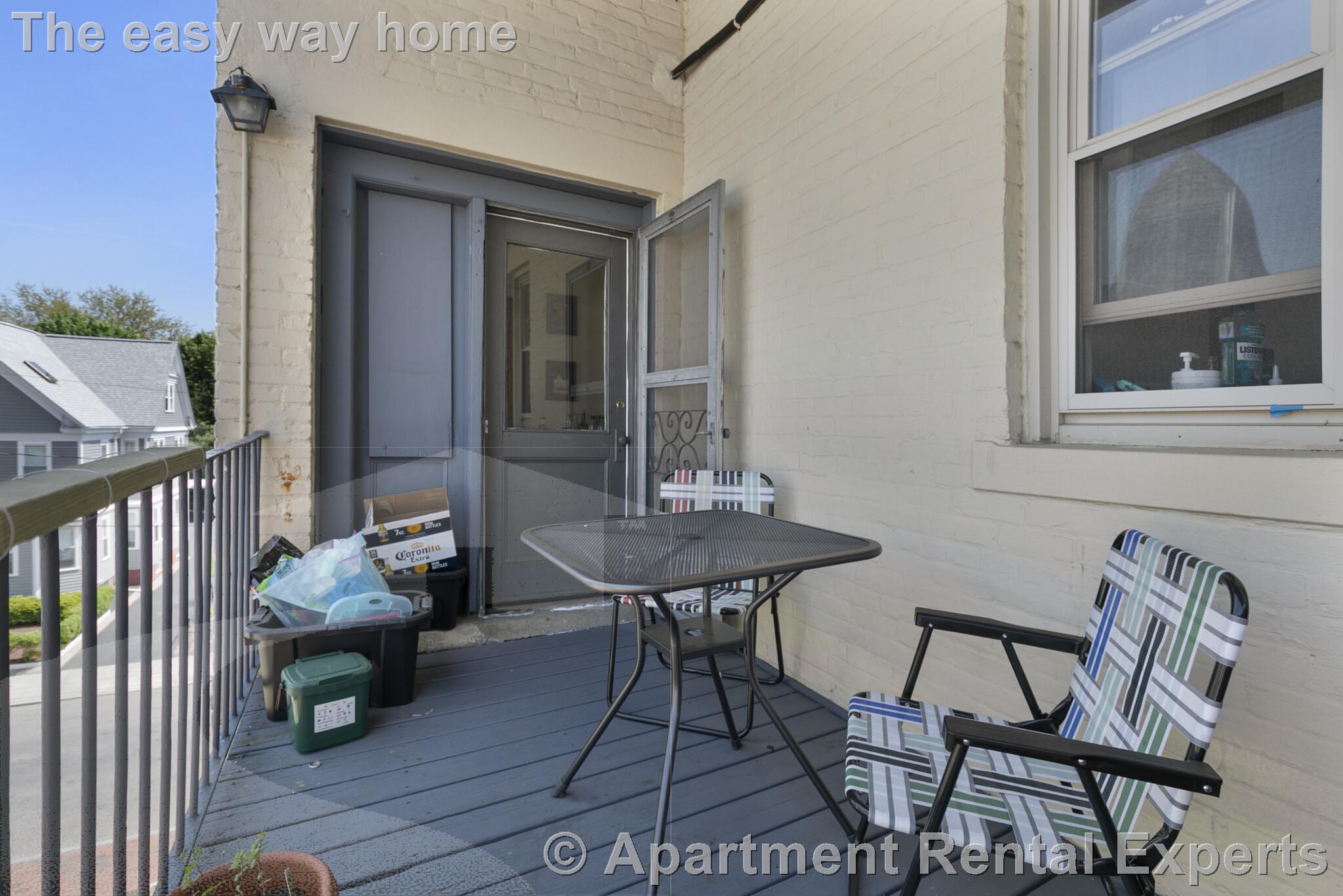 9 Woodbridge St, Davis Square