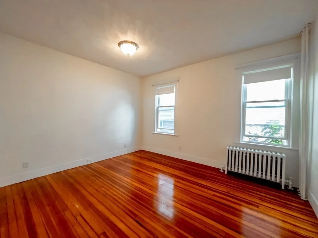 24 Montvale St, Roslindale