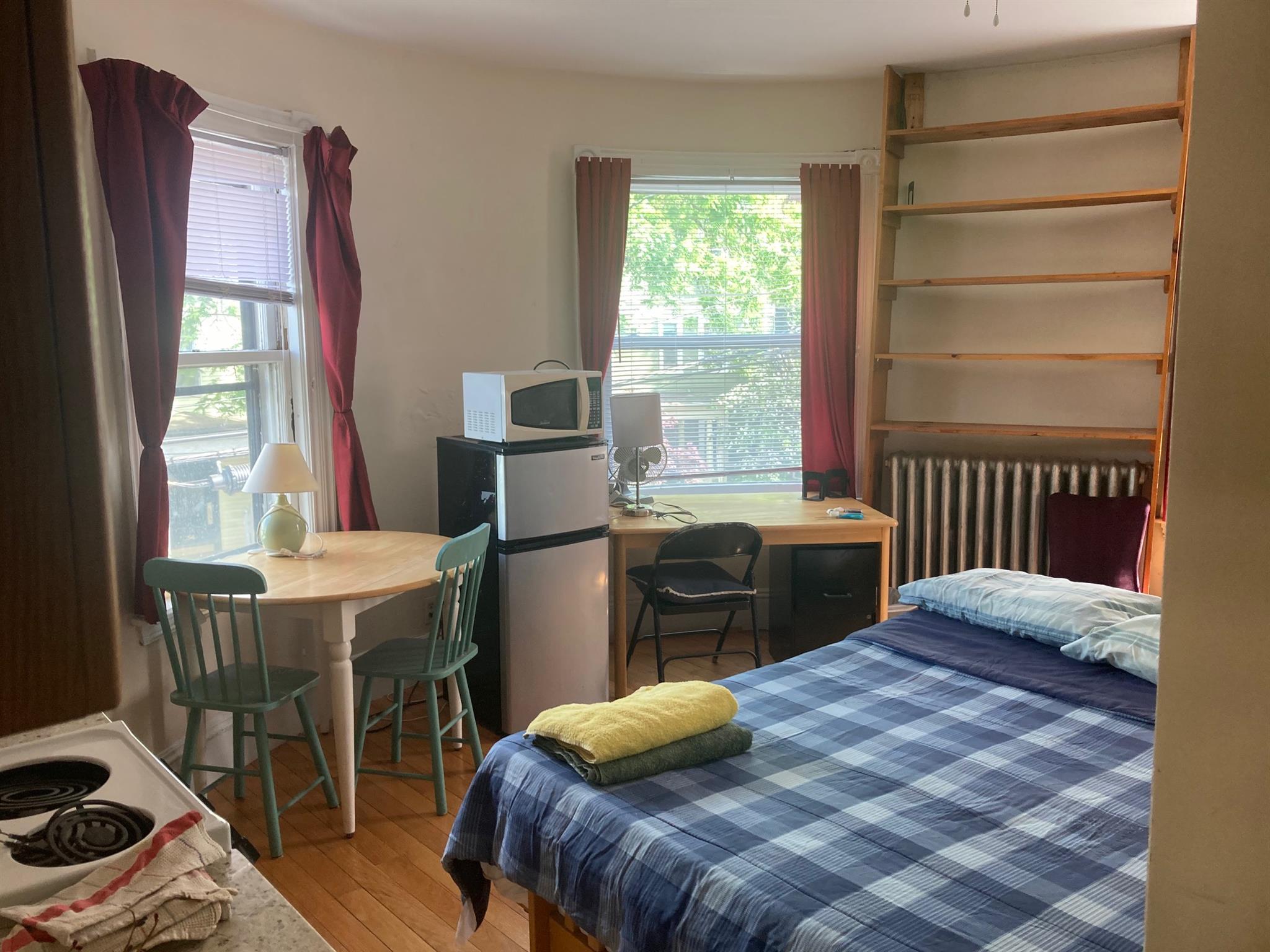 Studio bed, 1 bath apartment for rent at 61 Fayette St, Central Square — photo 3 of 3
