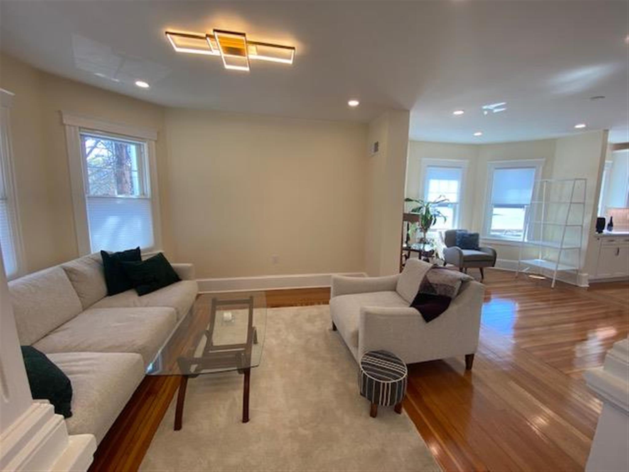 2 bed, 1 bath apartment for rent at 4 Barton St Unit 1, Teele Square — photo 3 of 23