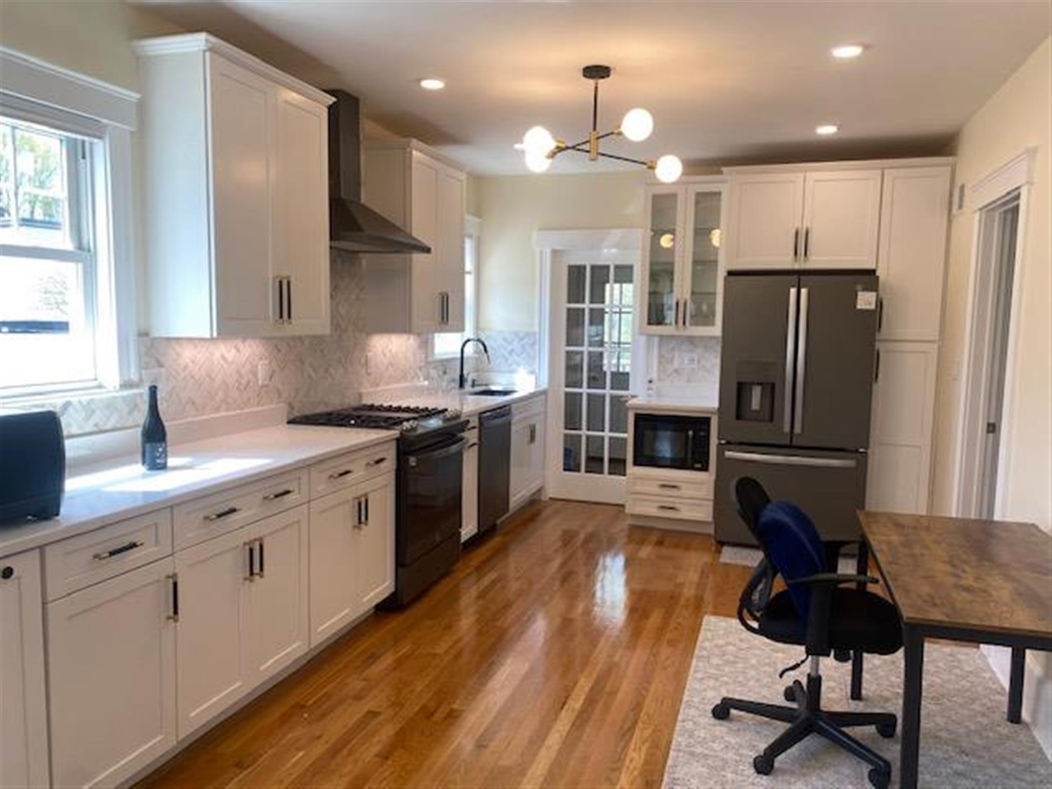 2 bed, 1 bath apartment for rent at 4 Barton St Unit 1, Teele Square — photo 13 of 23