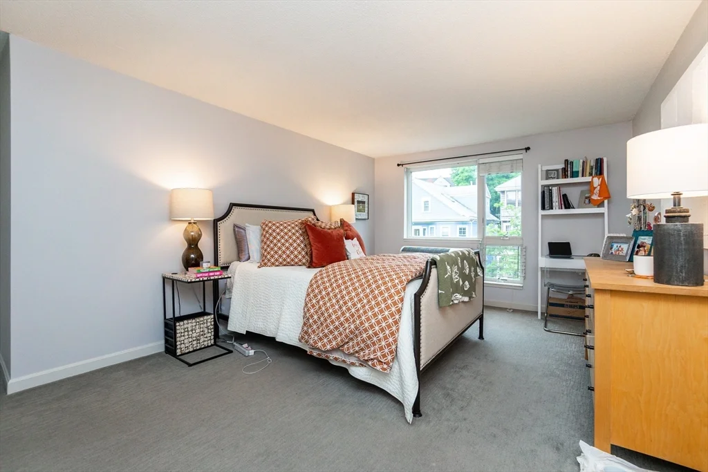66 Winchester St, Coolidge Corner