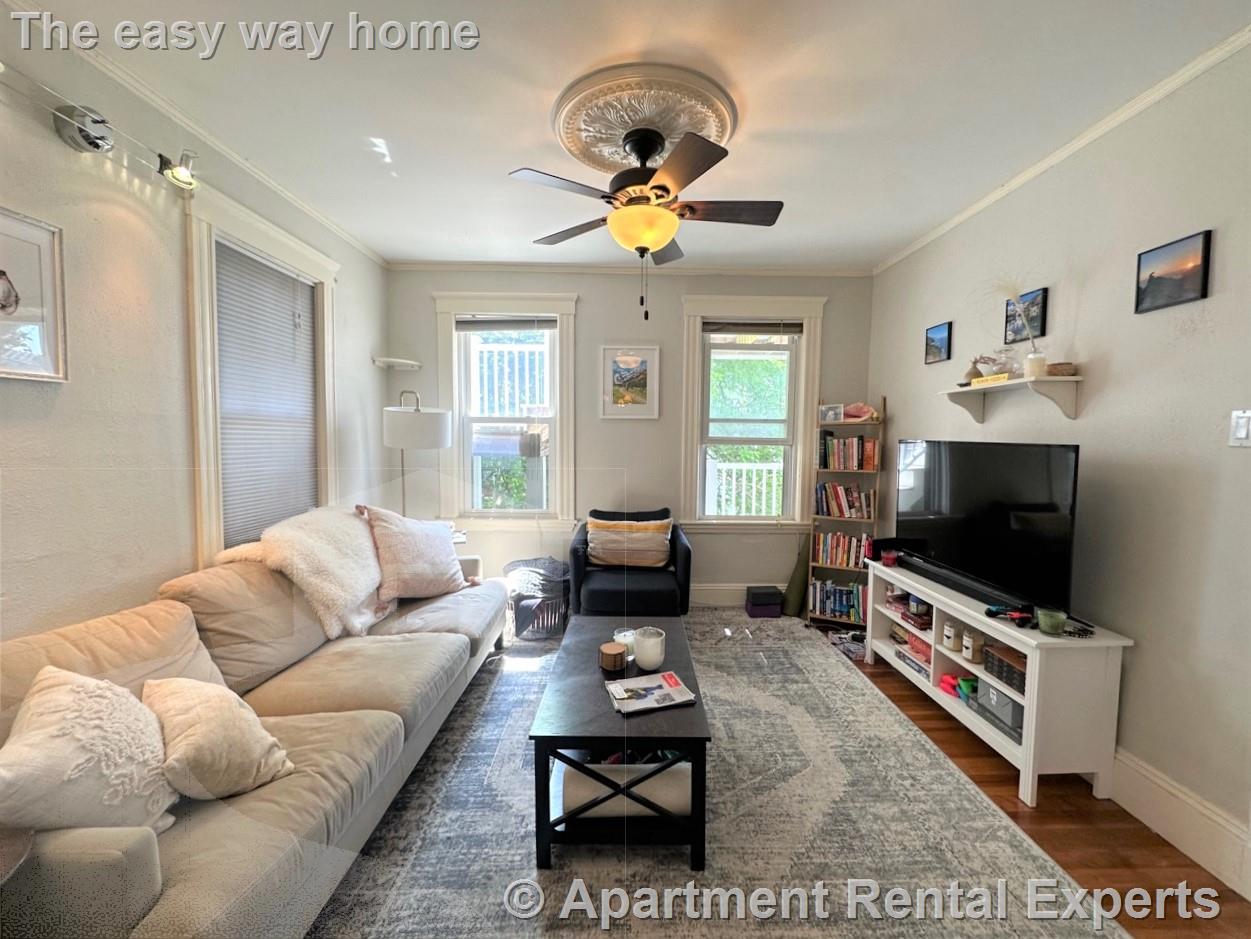 117 Yorktown St, Davis Square