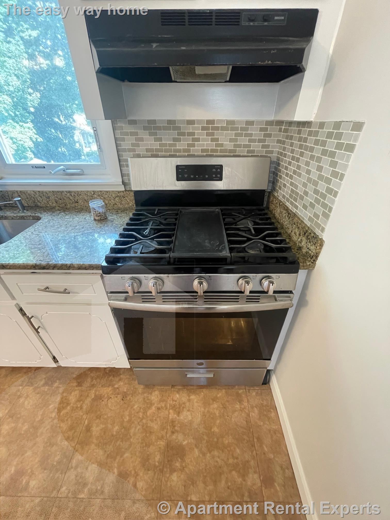 94 Central Ave, Medford Square