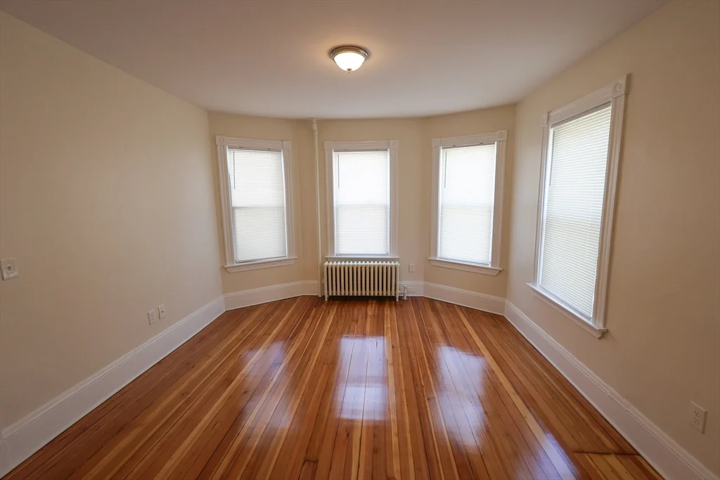 32 Robinson St, Dorchester