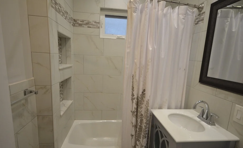 20 Benton Rd, Tufts University