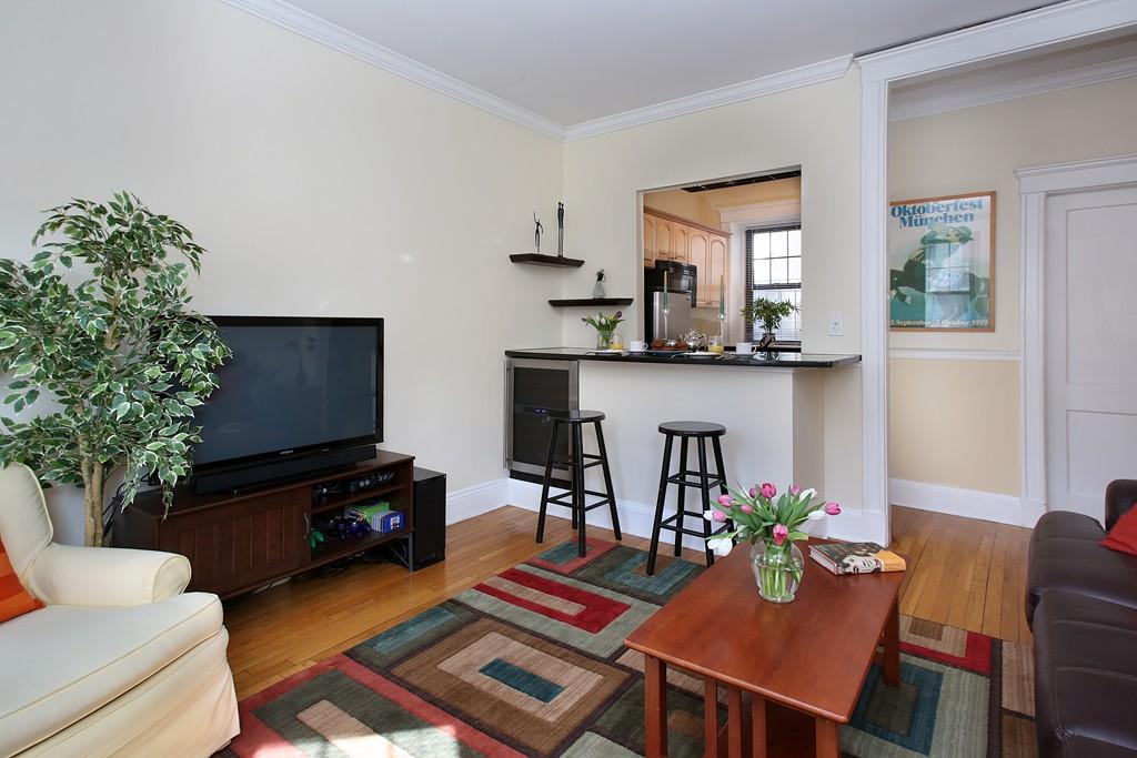 2 bed, 1 bath apartment for rent at 315 Allston St Unit 7, Brighton — photo 2 of 7
