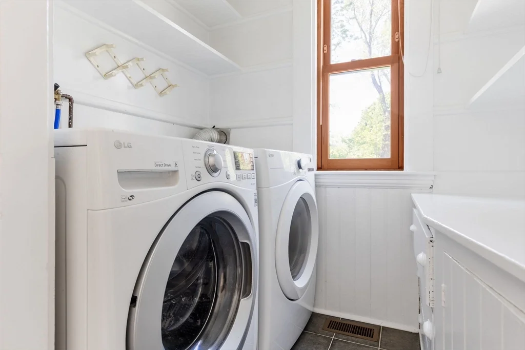 343 Pearl St, Cambridgeport