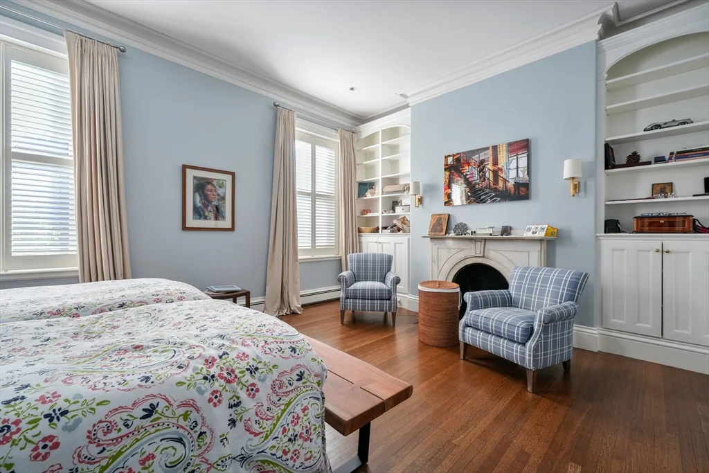 28 Marlborough St, Back Bay