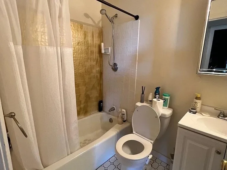 463 Commonwealth, Back Bay