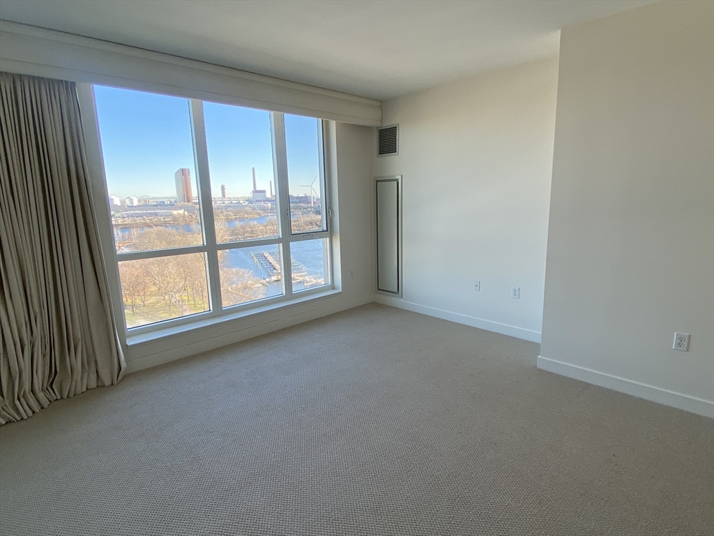 100 Station Landing, Medford