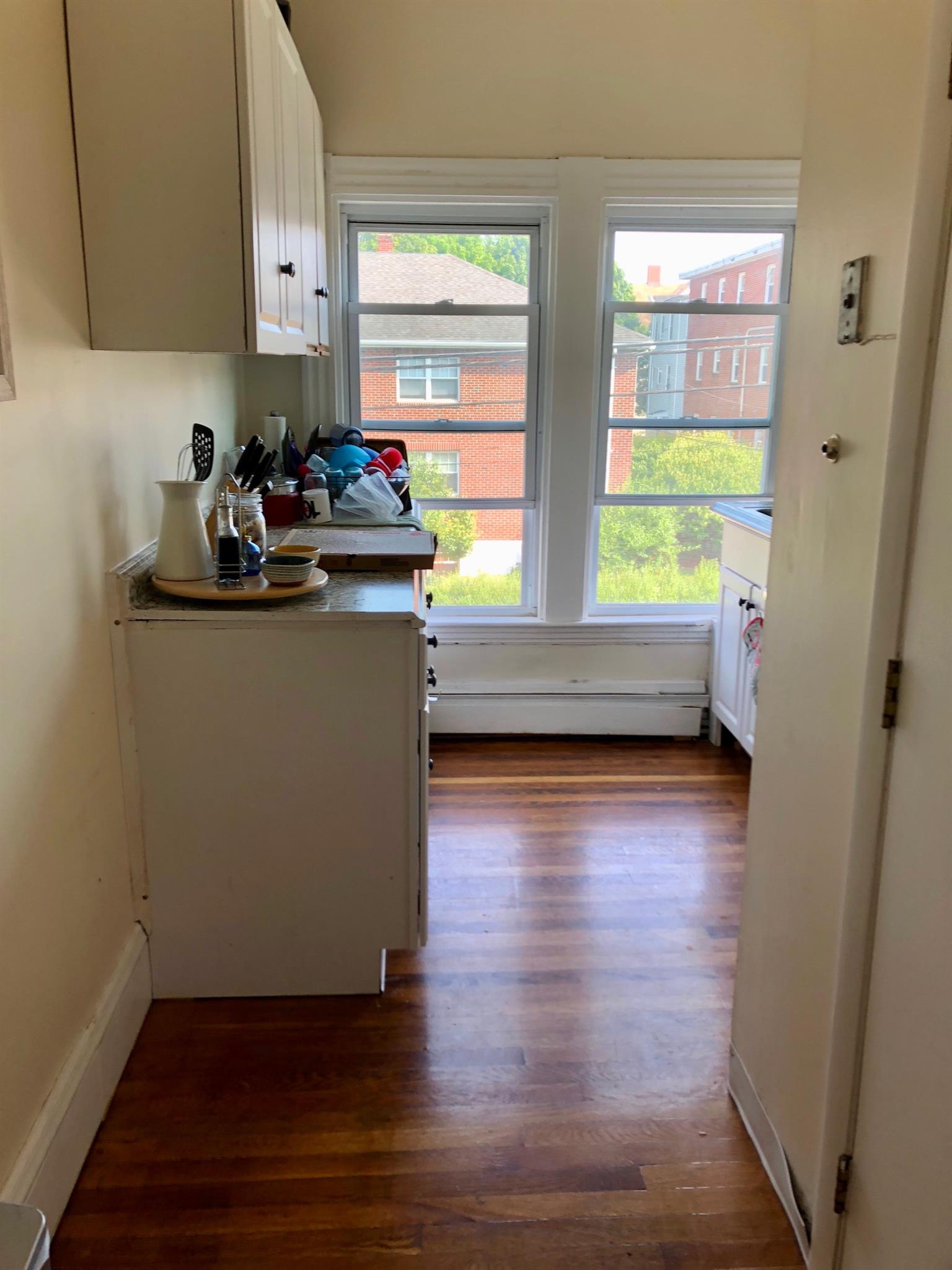 1 bed, 1 bath apartment for rent at 33 Chester Unit 2, Davis Square — photo 7 of 10