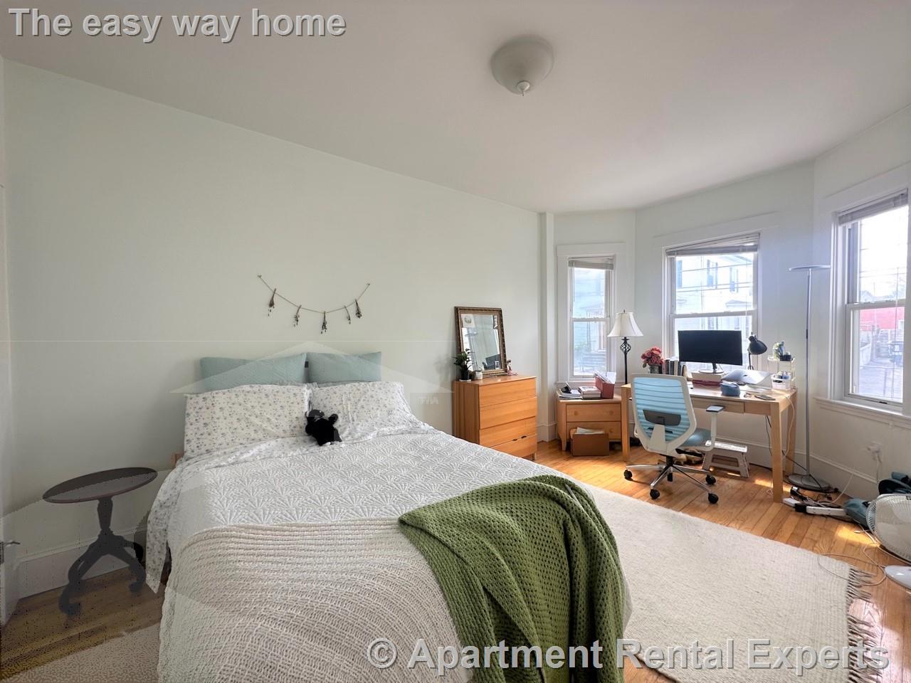 11.5 Concord Ave, Inman Square