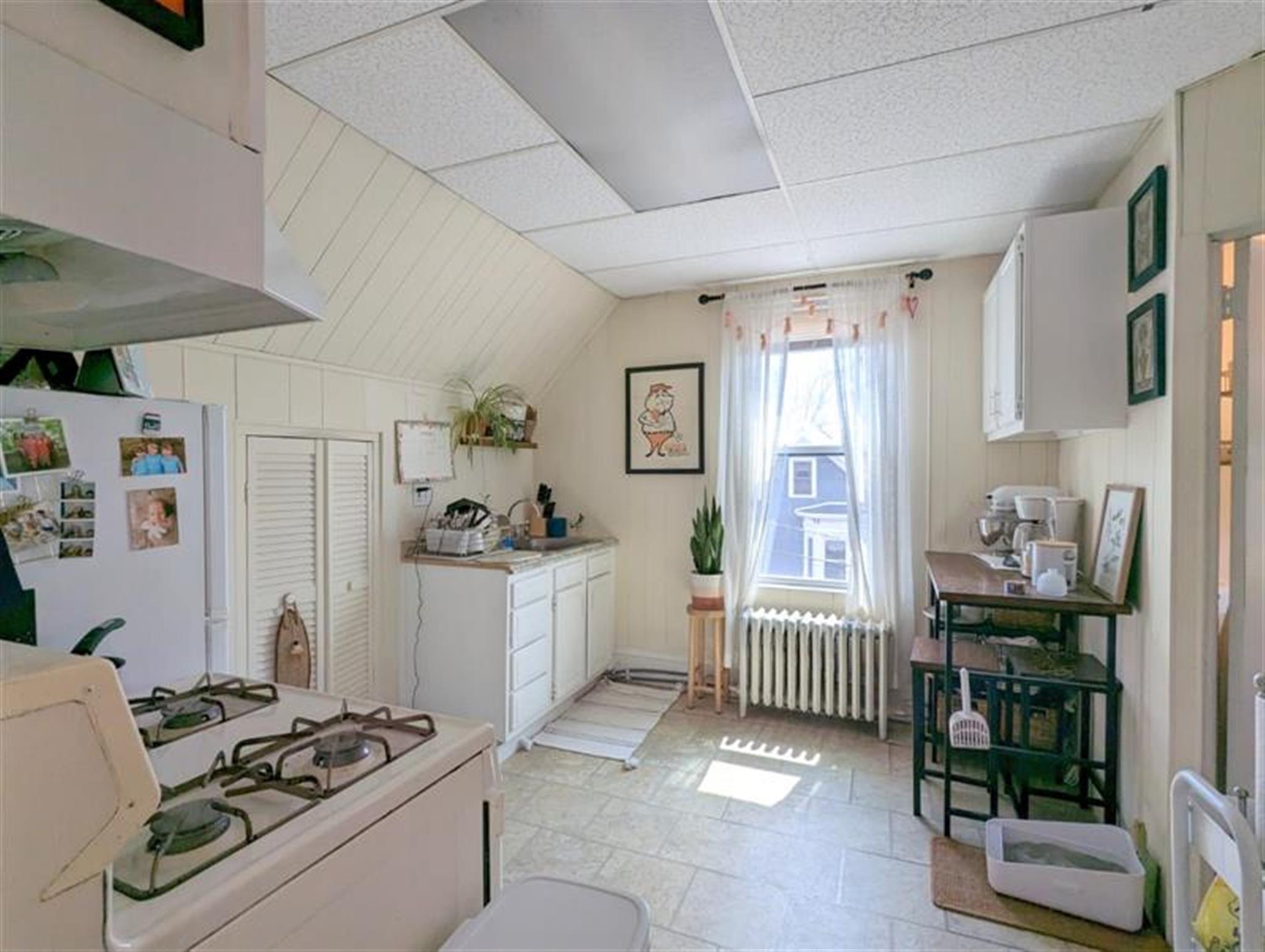 Studio bed, 1 bath apartment for rent at 20 Mossland St Unit 4, Porter Square — photo 3 of 13