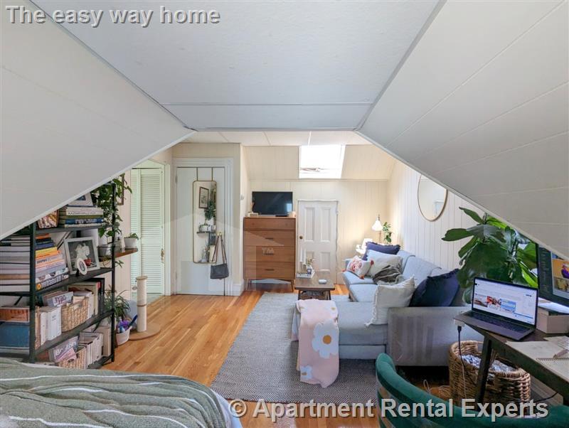 20 Mossland St, Porter Square