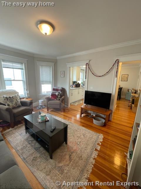 34 Leonard St, Powderhouse