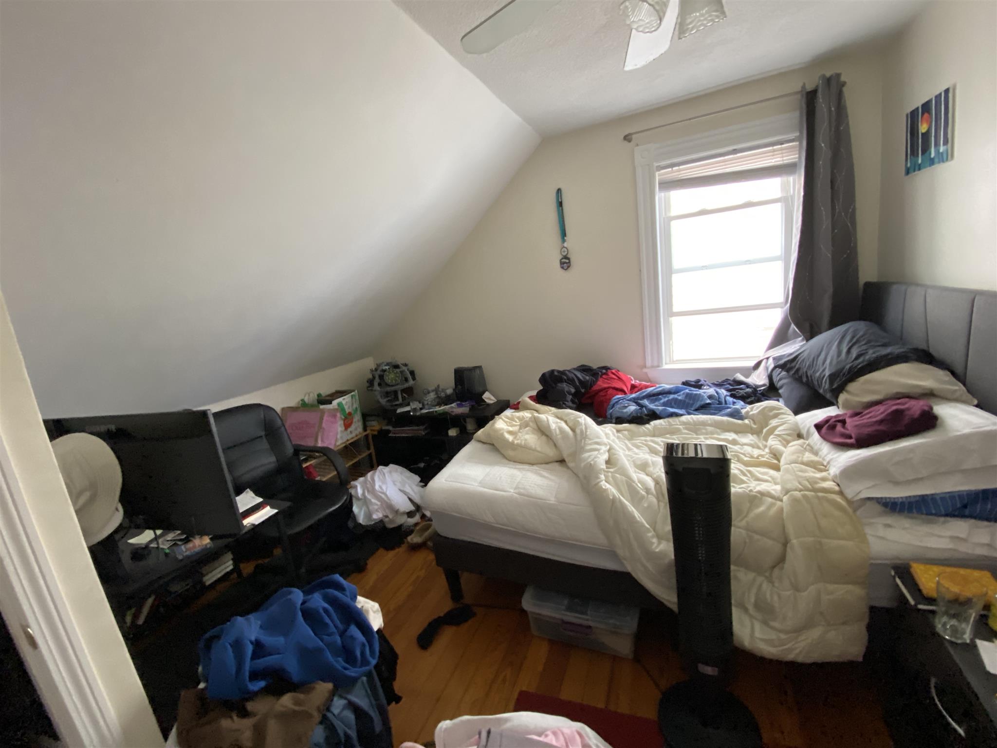 4 bed, 2 bath apartment for rent at 262 Hampshire St Unit 1, Inman Square — photo 5 of 9