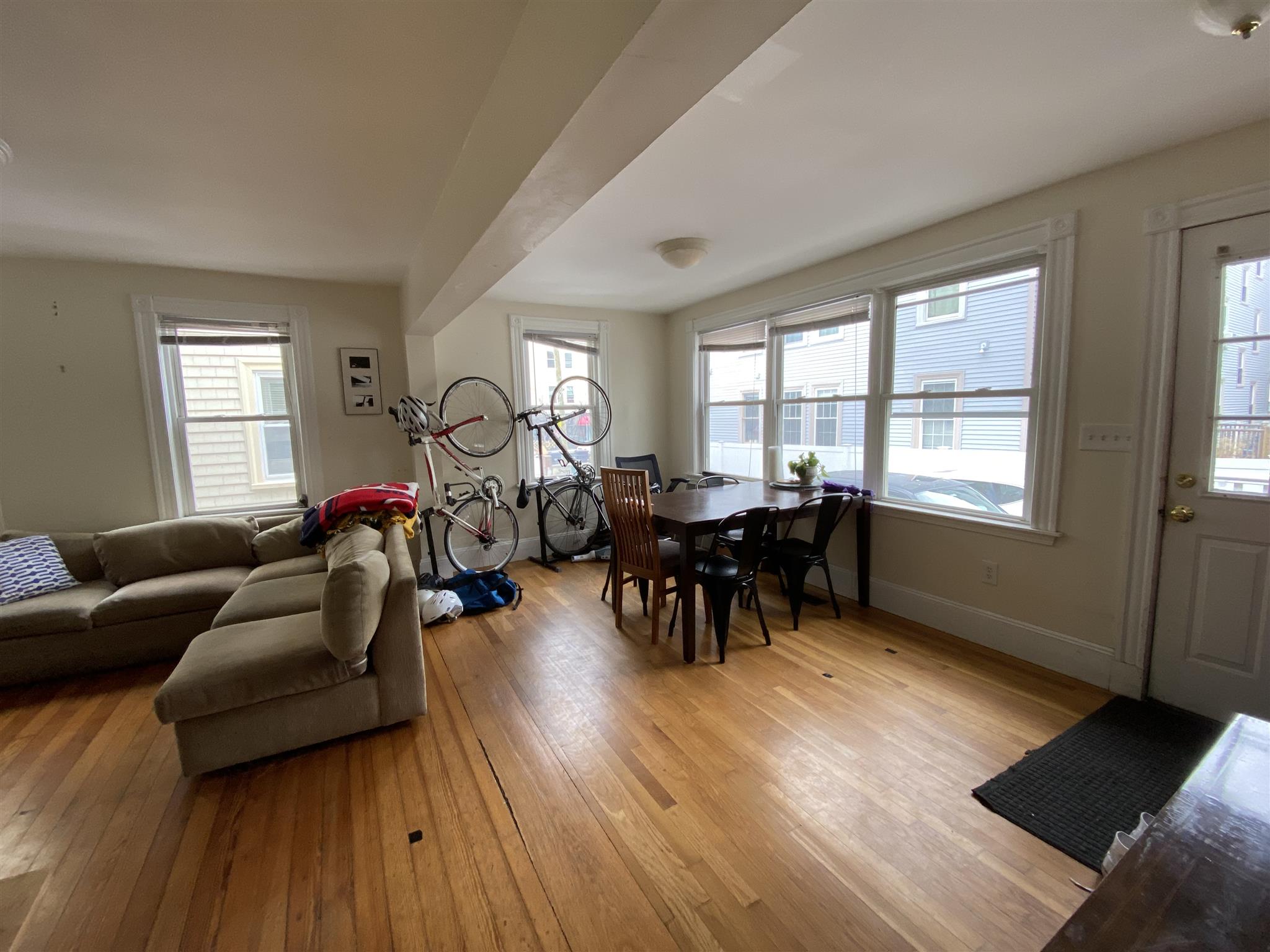 4 bed, 2 bath apartment for rent at 262 Hampshire St Unit 1, Inman Square — photo 7 of 9