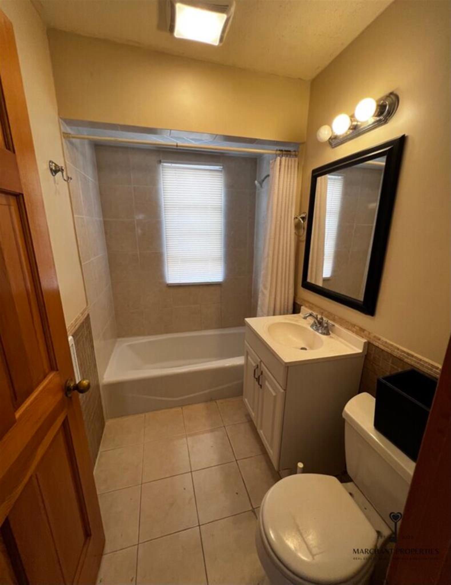 4 bed, 1 bath apartment for rent at 63 Thomas St Unit 1, Tufts University — photo 13 of 16
