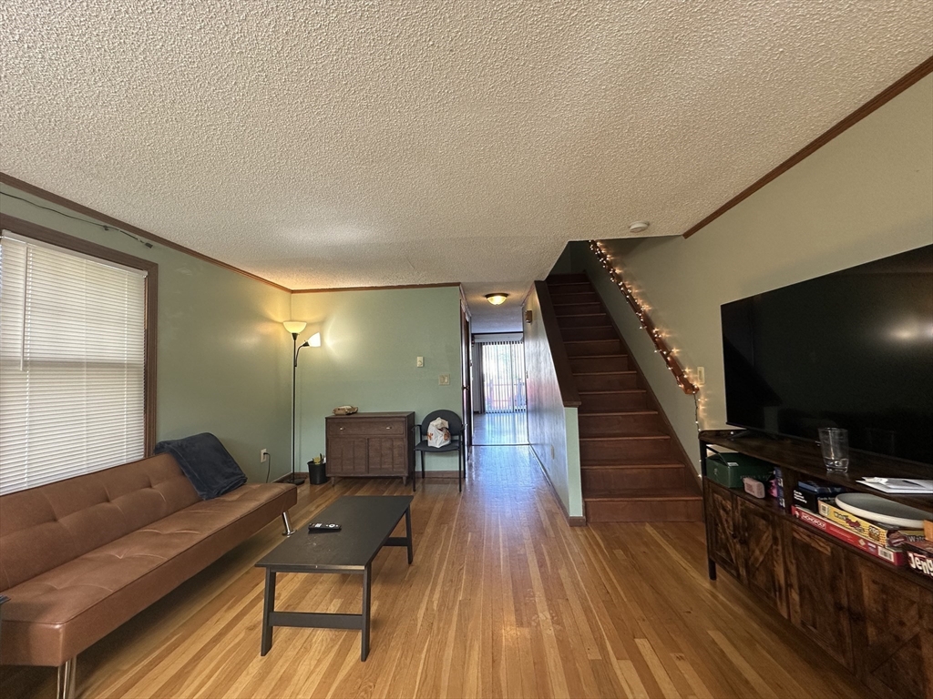 11 Myrtle St, Brickbottom-Inner Belt