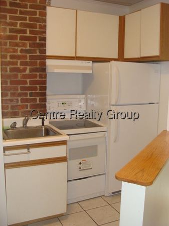 391 Langley Rd, Chestnut Hill