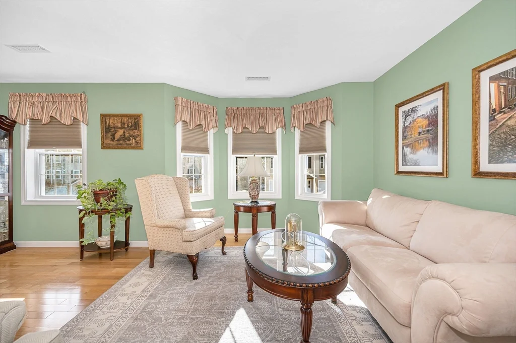 262 Littleton Rd, Chelmsford