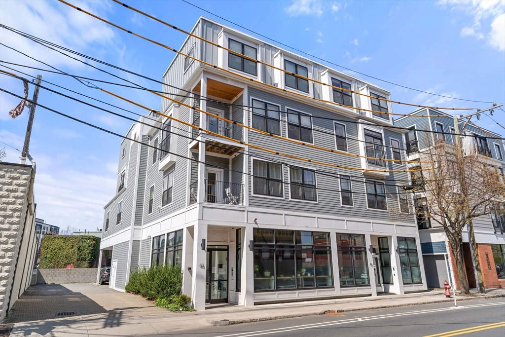 40 Medford St, Somerville