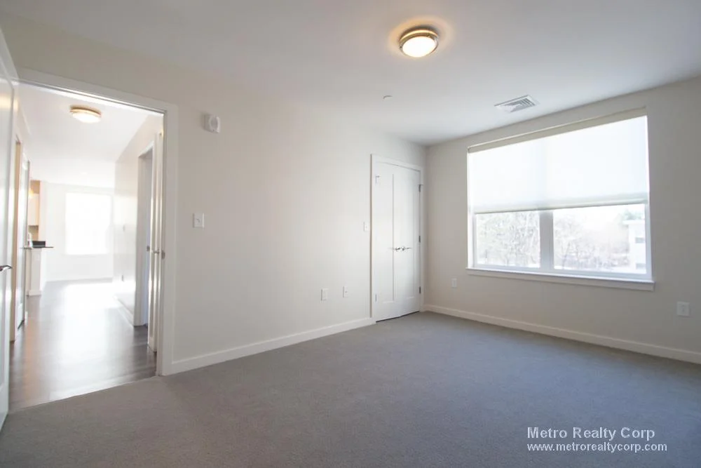 1 Whittemore Ave, North Cambridge