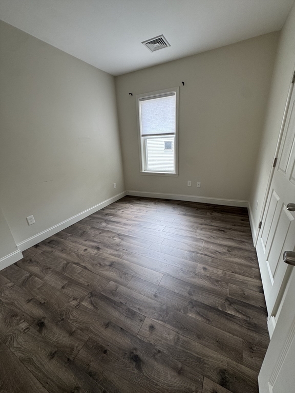 10 Elliott Pl, Peabody