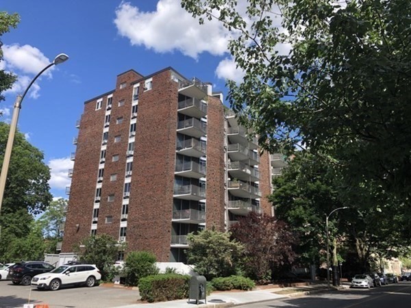 19 Winchester St, Coolidge Corner