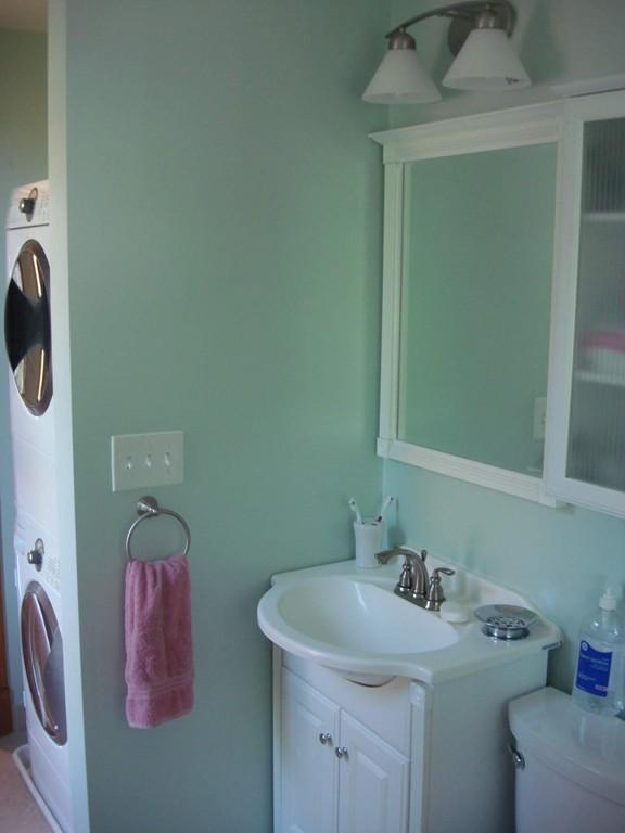 57 Pleasant St, Newton Centre