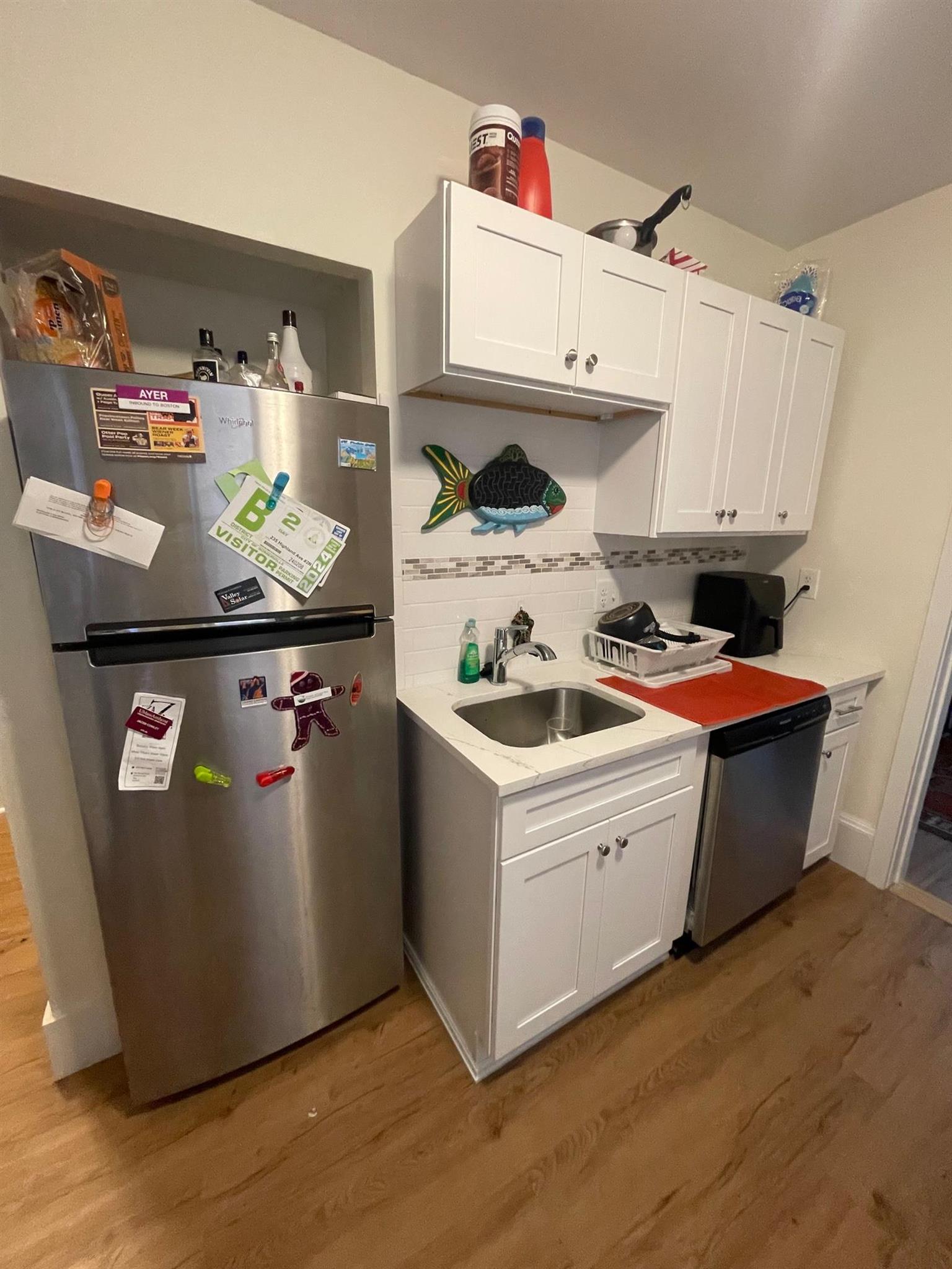 2 bed, 1 bath apartment for rent at 235 Highland Ave Unit 2R, Porter Square — photo 9 of 12