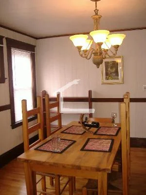 55 Etna St, Oak Square