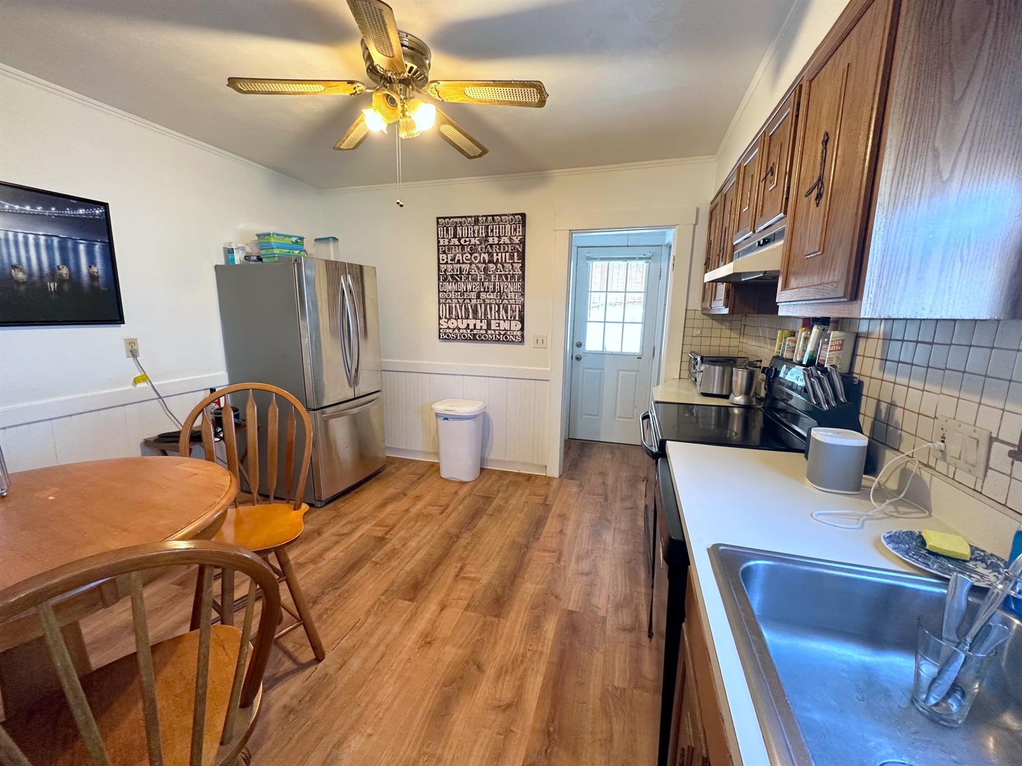 2.5 bed, 1 bath apartment for rent at 62 Milton St Unit 62, Arlington — photo 2 of 14