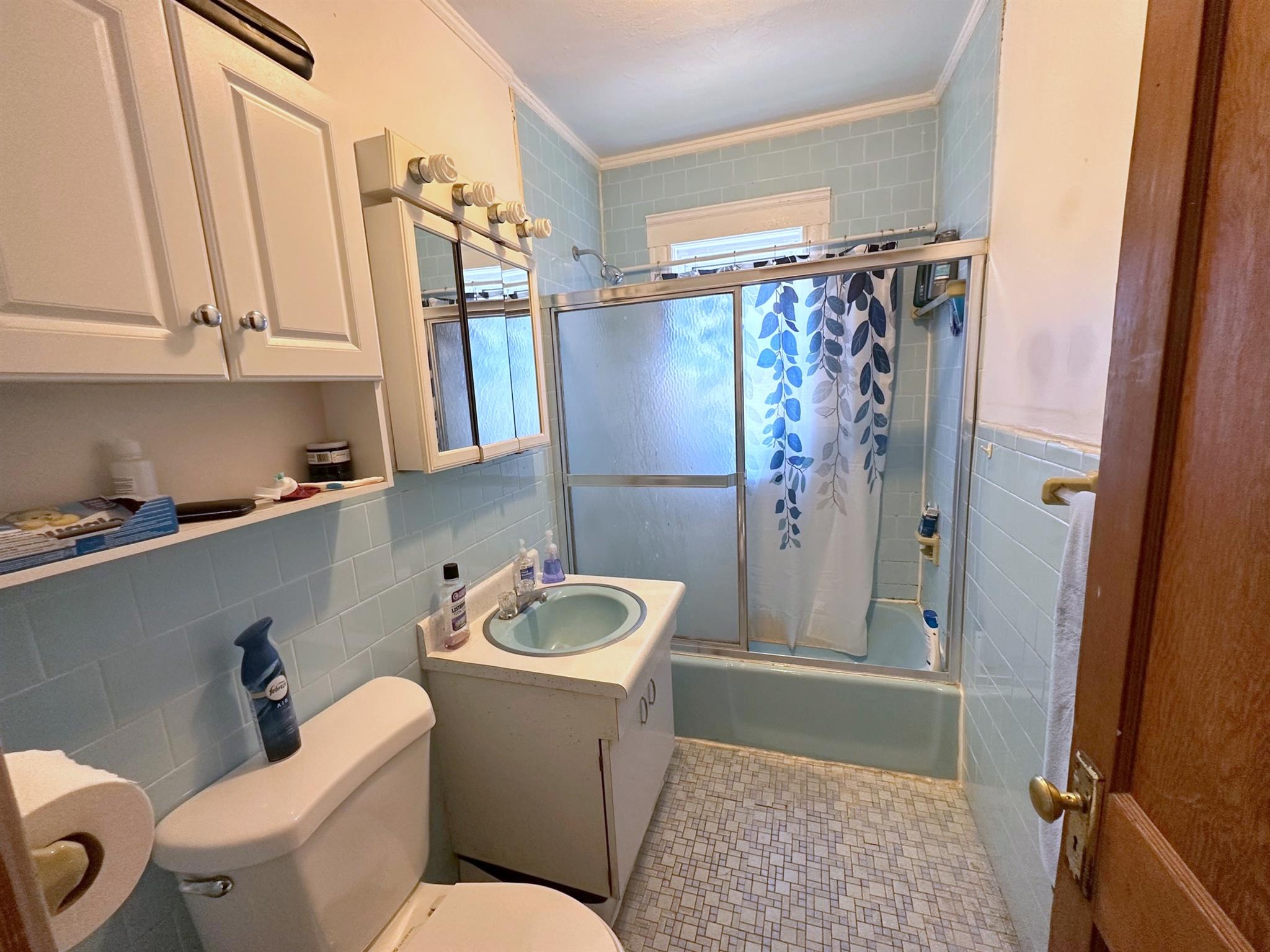 2.5 bed, 1 bath apartment for rent at 62 Milton St Unit 62, Arlington — photo 10 of 14