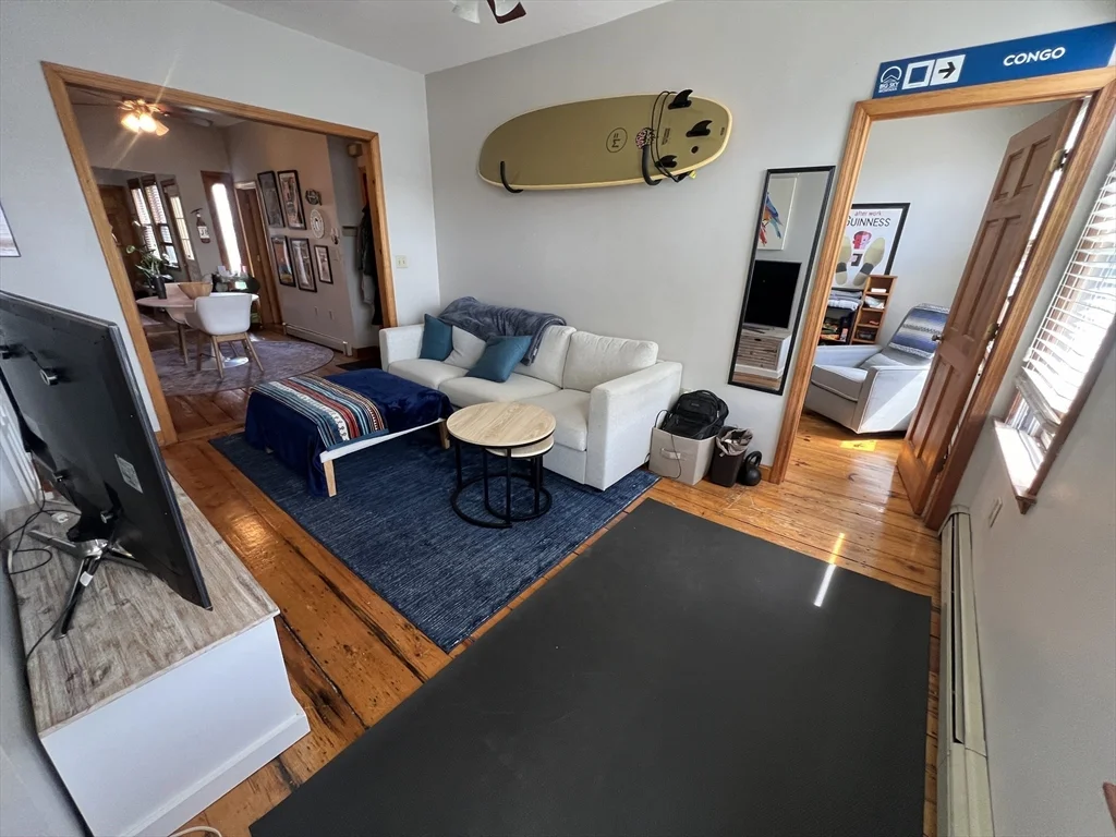 109 Bartlett St, Charlestown