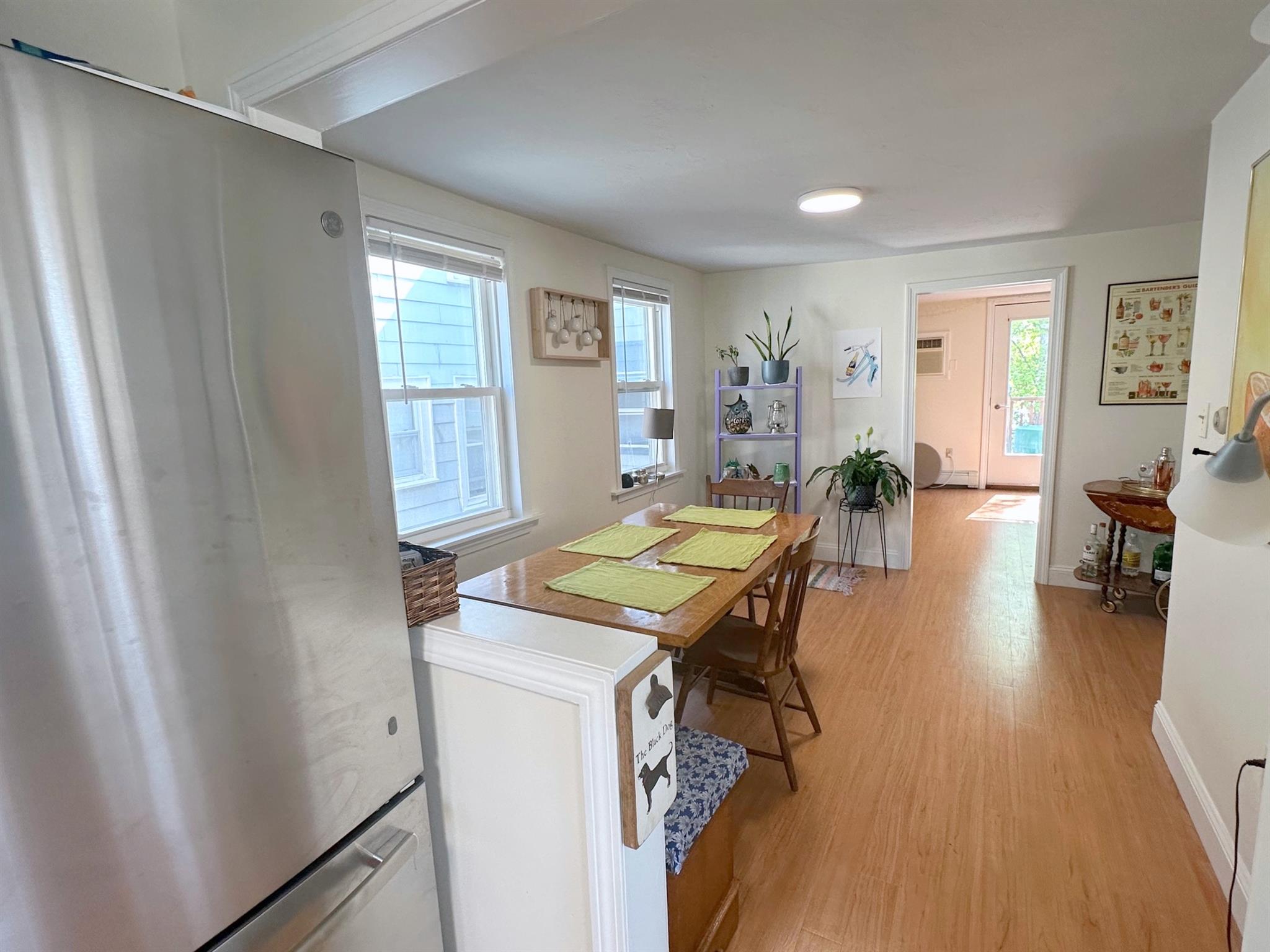 1.5 bed, 1 bath apartment for rent at 40 Warren St Unit 2, Kendall Square — photo 2 of 12