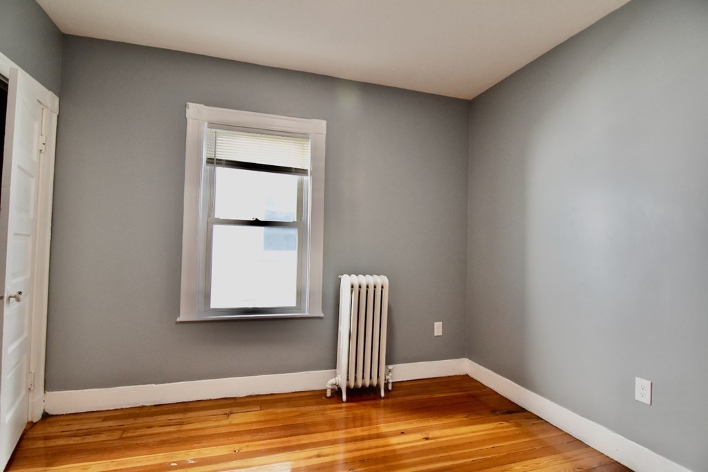 21 Treadway Rd, Dorchester