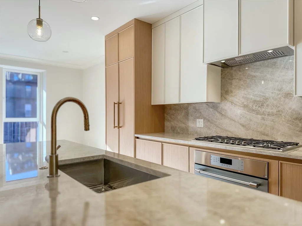 146 Worcester St, South End